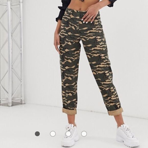 ASOS Pants - ASOS DESIGN Camo Combat Ankle Pants Mid Rise Womens Size‎ 14 Slim Fit Pockets
